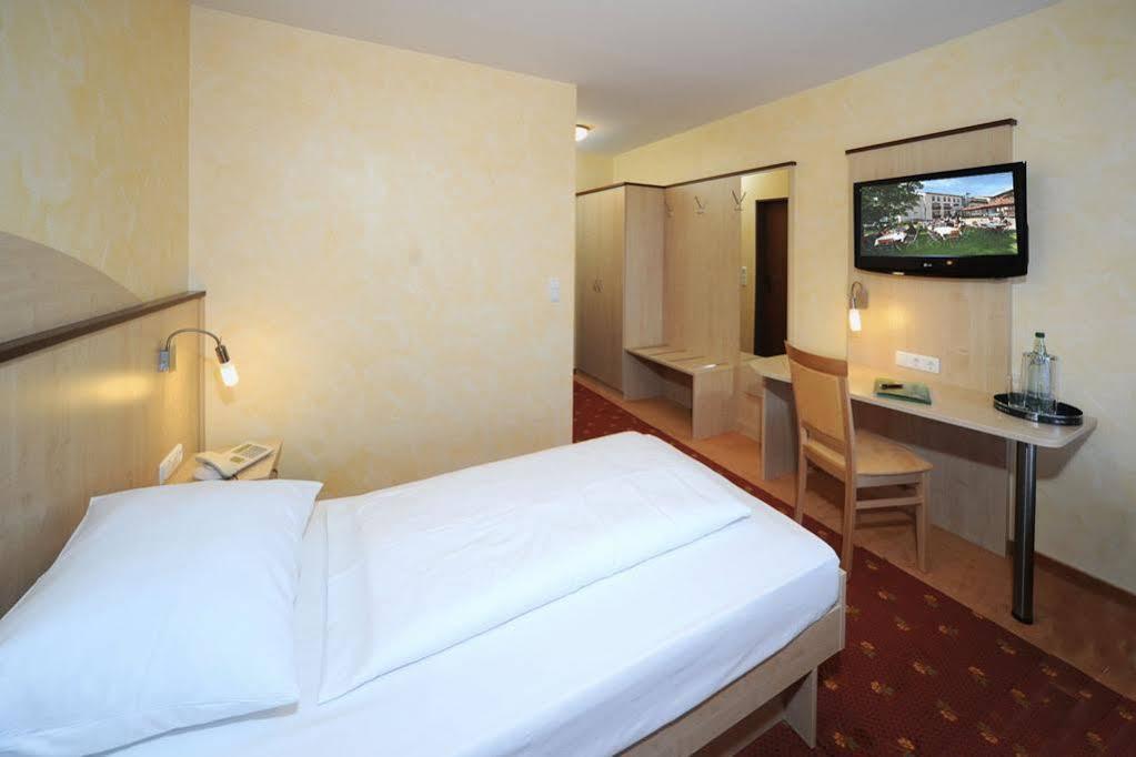 Hotel Wolfringmuehle Fensterbach Eksteriør billede